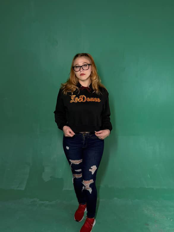 L.E.D.O.U.E.E Crop Hoodie